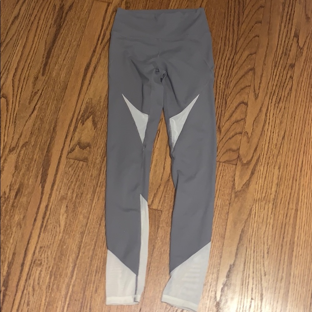 Grey and white mesh fabletics leggings